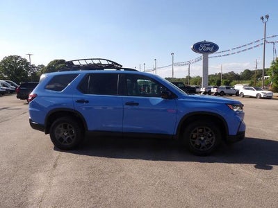 Photo of a 2025 Honda Pilot AWD Trailsport 4DR SUV for sale