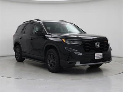 Photo of a 2025 Honda Pilot AWD Trailsport 4DR SUV for sale