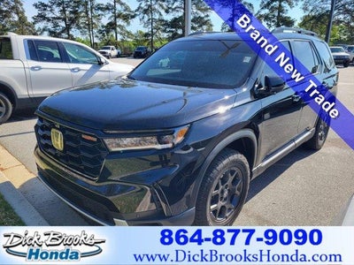 Photo of a 2025 Honda Pilot AWD Trailsport 4DR SUV for sale