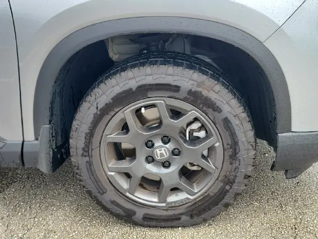 2025 Honda Pilot - $41,999