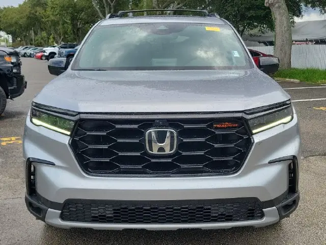 2025 Honda Pilot - $41,999
