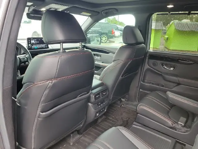 2025 Honda Pilot - $41,999