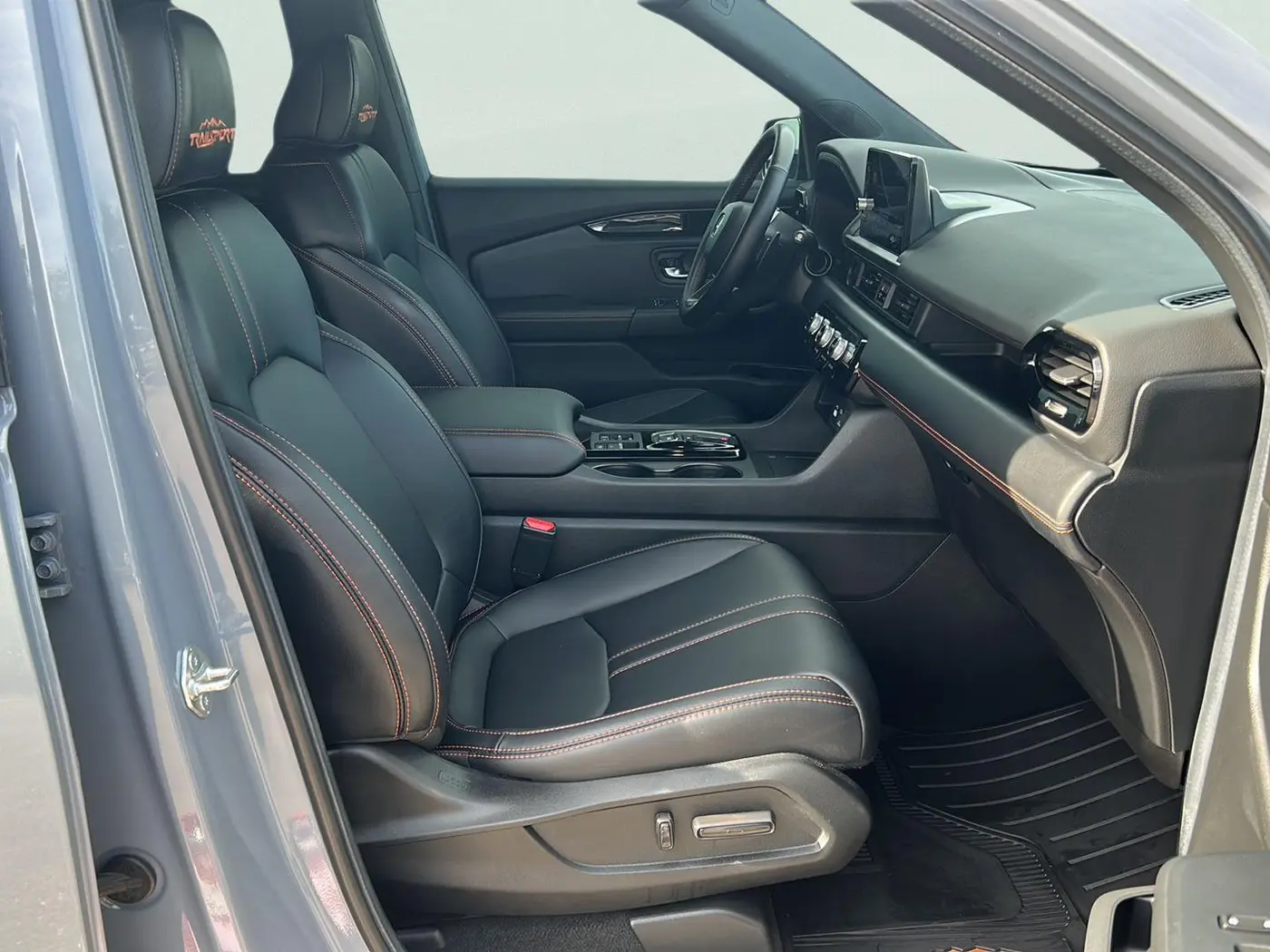 2025 Honda Pilot - $43,925