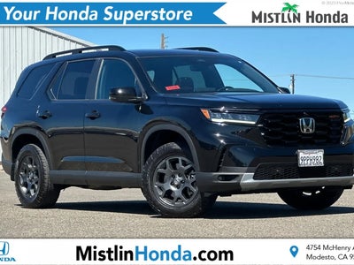 Photo of a 2025 Honda Pilot AWD Trailsport 4DR SUV for sale