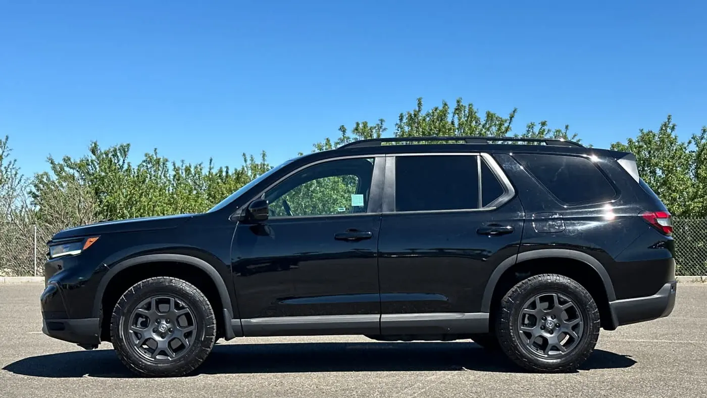 2025 Honda Pilot TrailSport