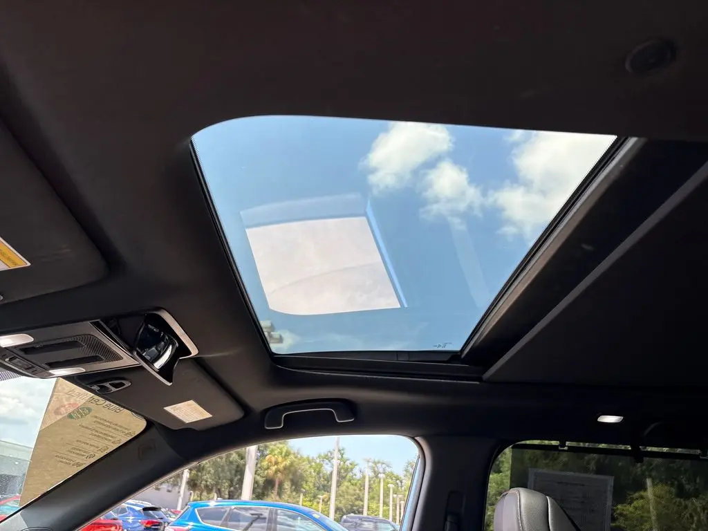 2023 Honda Pilot - $37,000