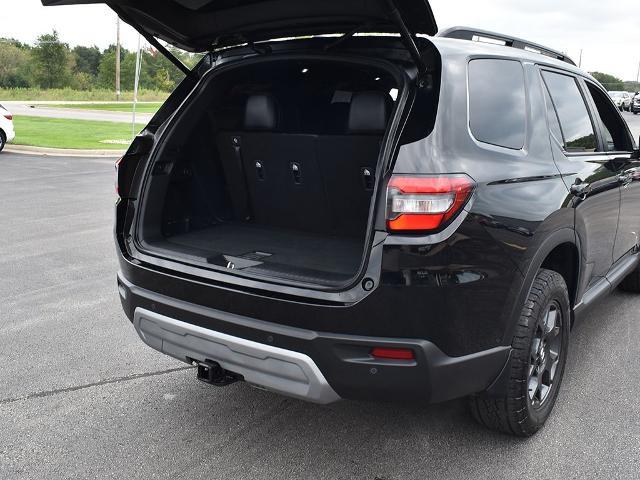 2025 Honda Pilot - $46,175