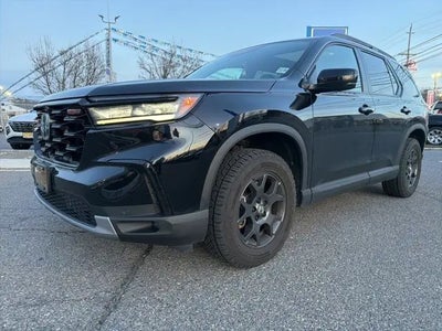 Photo of a 2025 Honda Pilot AWD Trailsport 4DR SUV for sale