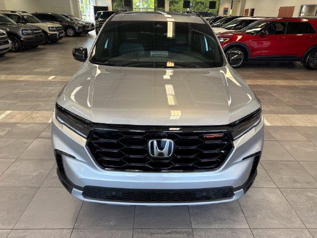 2025 Honda Pilot - $42,500