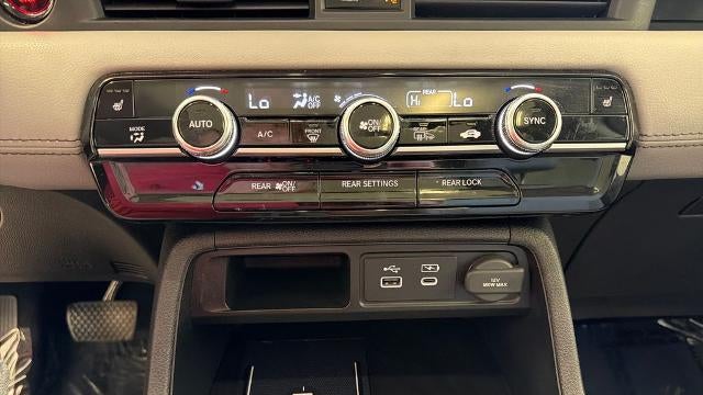2024 Honda Pilot Touring