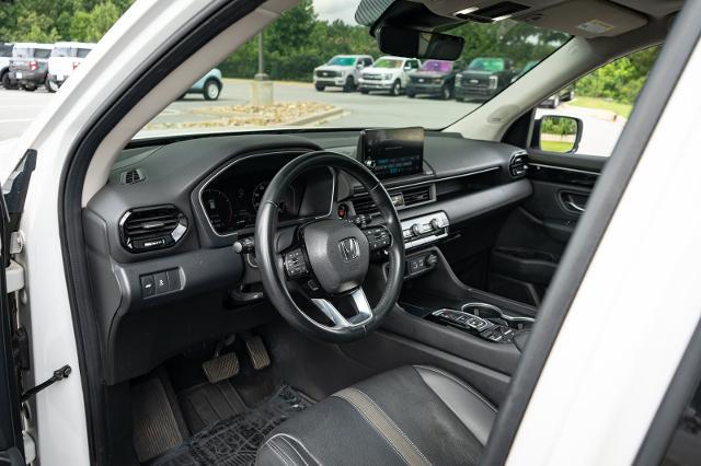 2023 Honda Pilot - $32,500