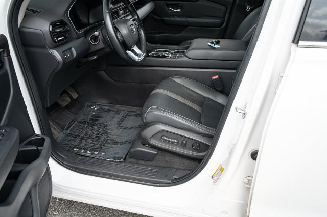 2023 Honda Pilot - $32,500
