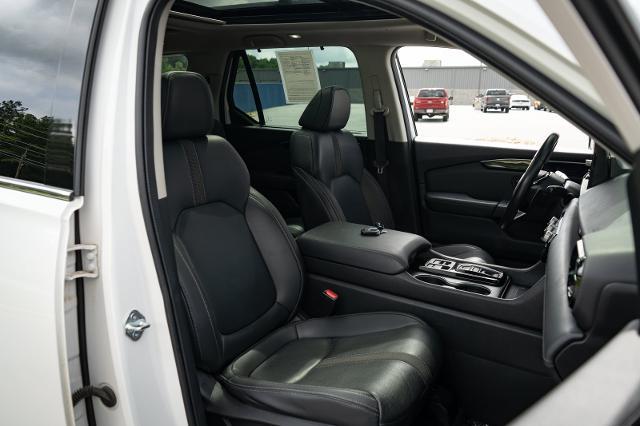 2023 Honda Pilot - $32,500