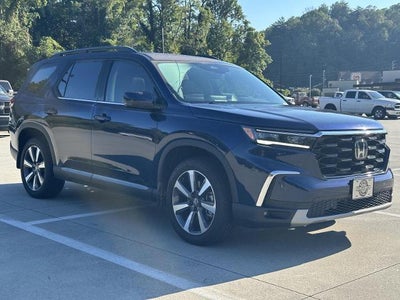 Photo of a 2023 Honda Pilot AWD Touring 4DR SUV for sale