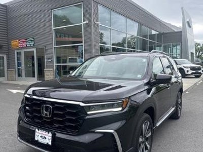 2023 Honda Pilot AWD Touring 4DR SUV