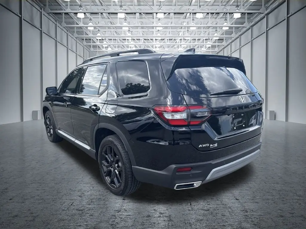 2025 Honda Pilot - $44,999