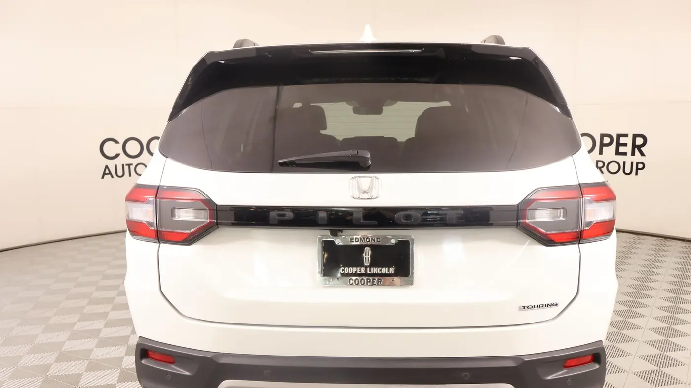 2024 Honda Pilot Touring