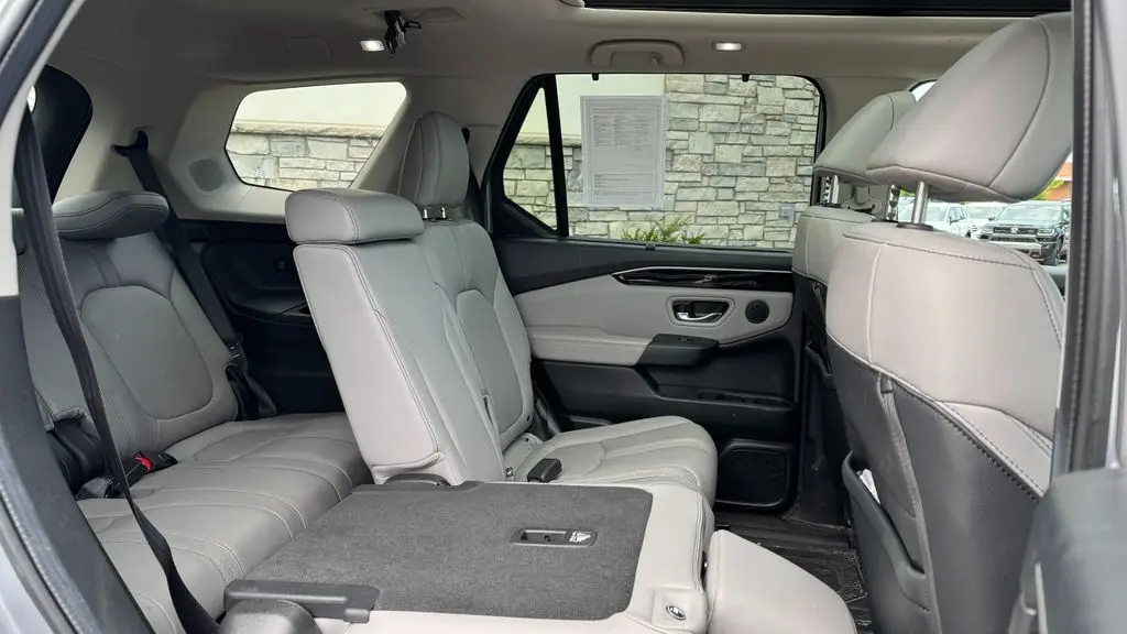 2024 Honda Pilot Touring