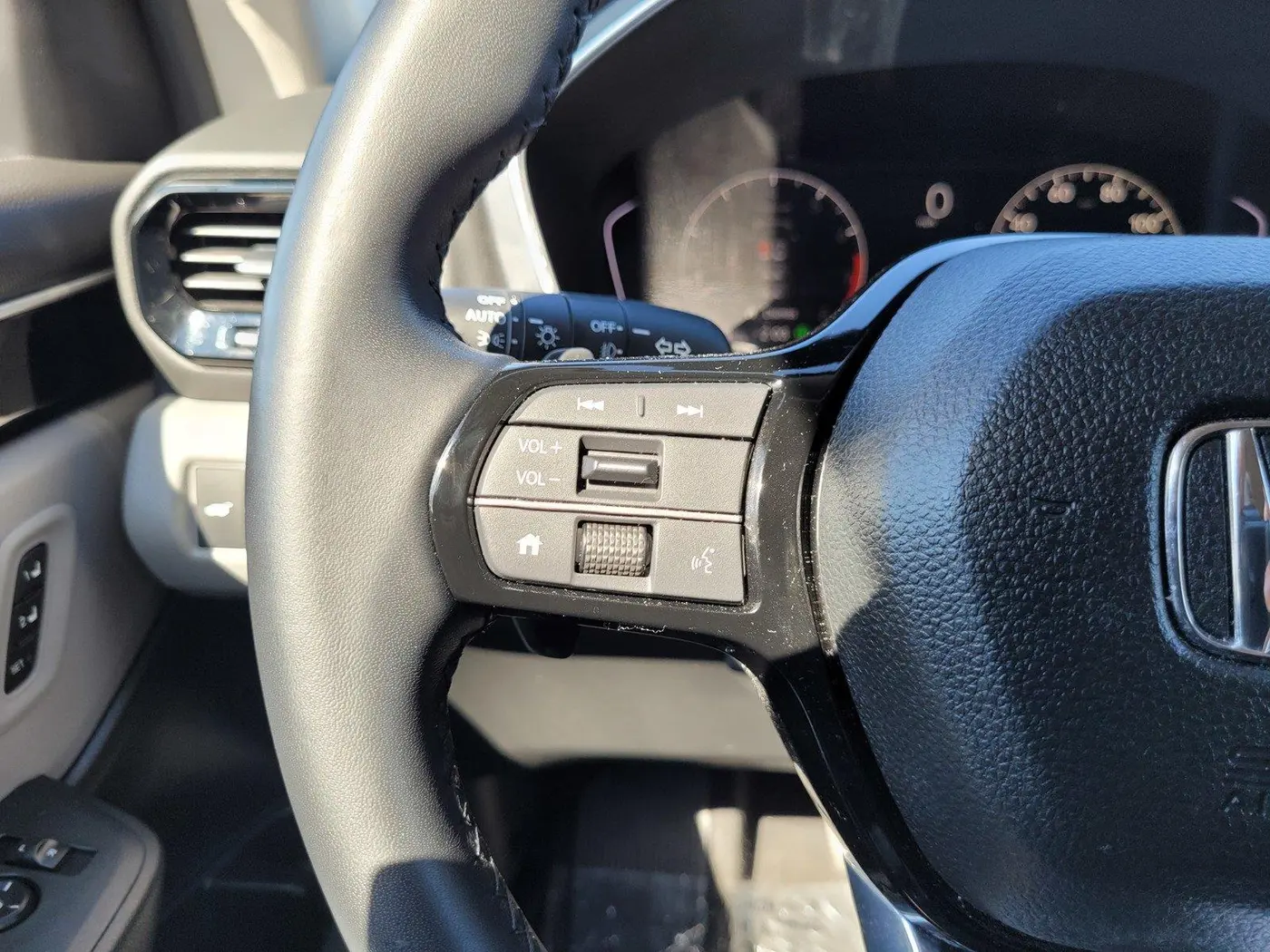 2025 Honda Pilot - $44,022