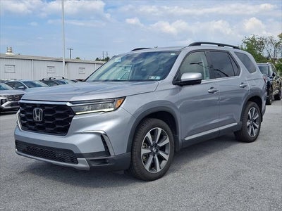 Photo of a 2023 Honda Pilot AWD Elite 4DR SUV for sale