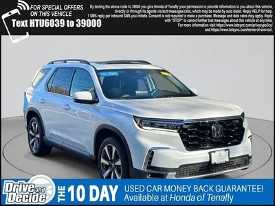 Photo of a 2023 Honda Pilot AWD Elite 4DR SUV for sale
