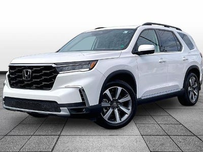 Photo of a 2025 Honda Pilot AWD Elite 4DR SUV for sale