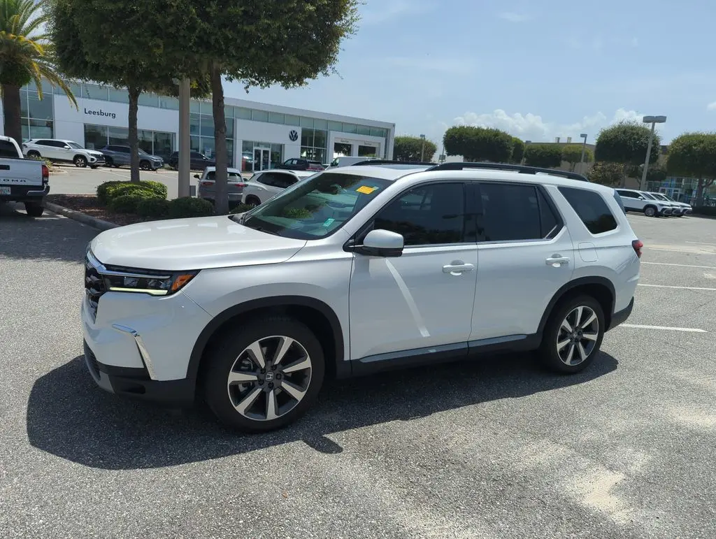 2024 Honda Pilot - $42,990