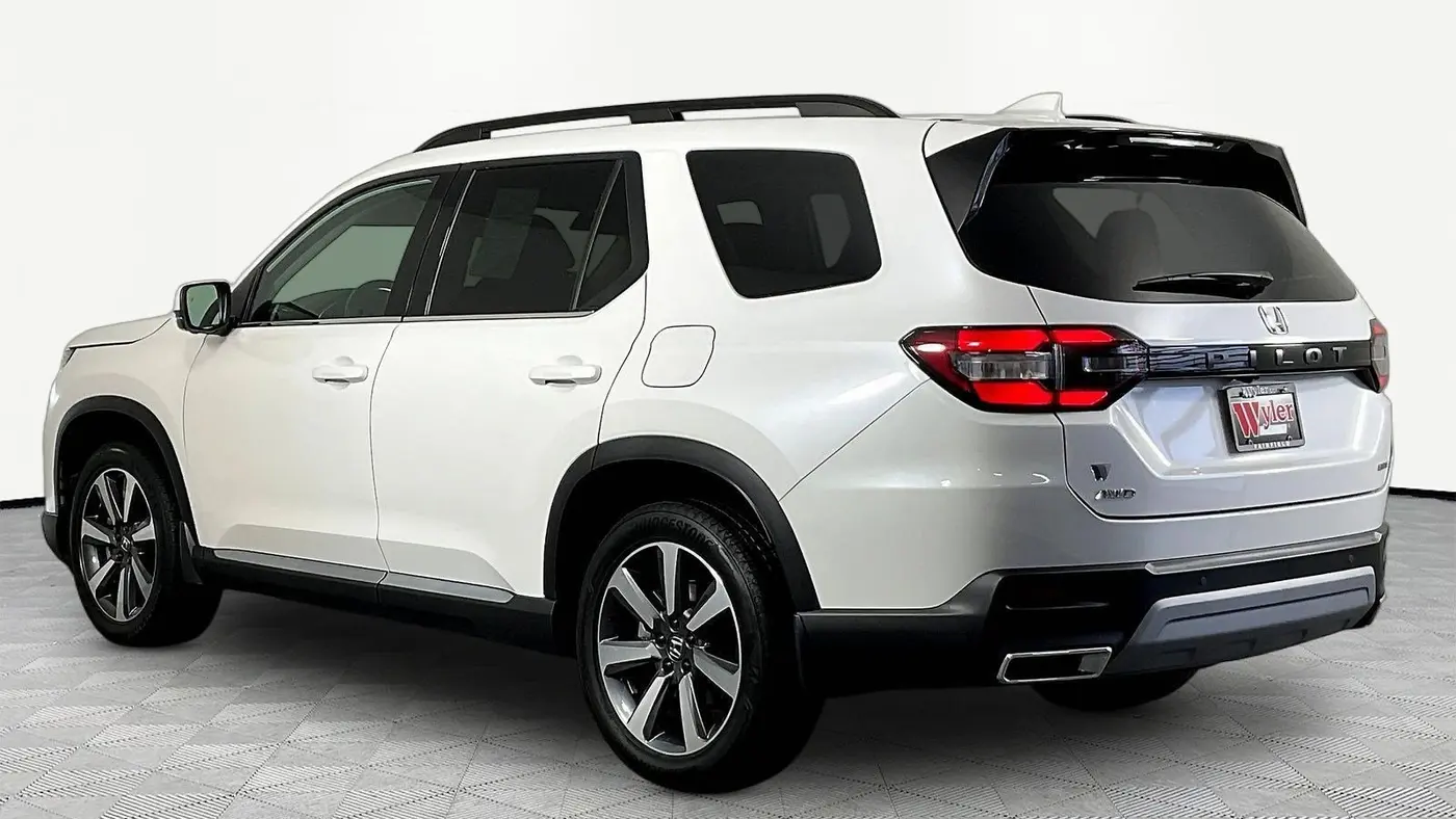 2025 Honda Pilot Elite