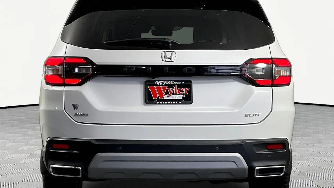2025 Honda Pilot Elite