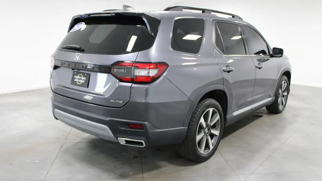 2023 Honda Pilot Elite