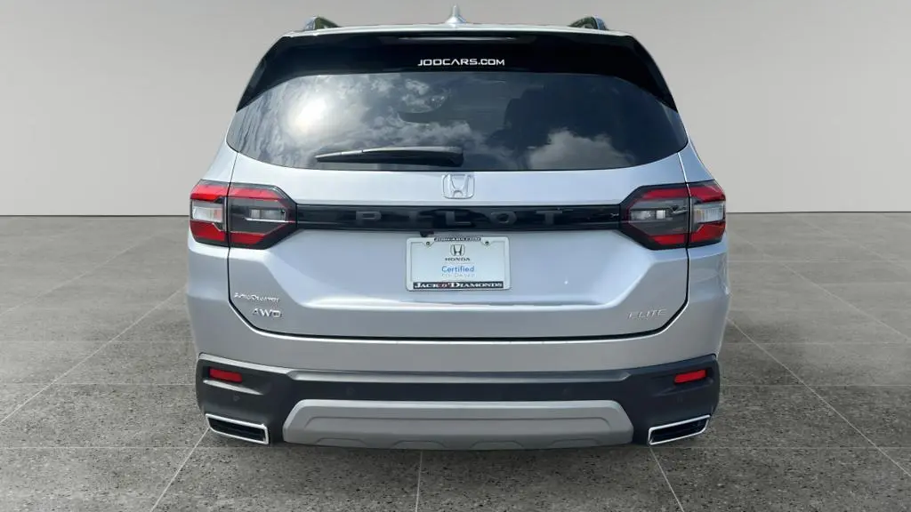2023 Honda Pilot Elite