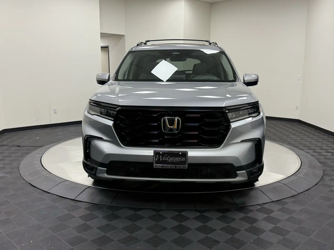 2023 Honda Pilot Elite — photo 1 of 12