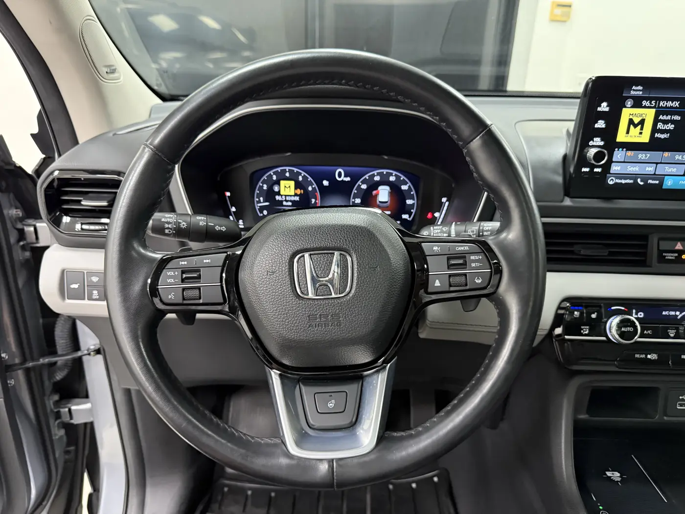 2023 Honda Pilot - $38,500