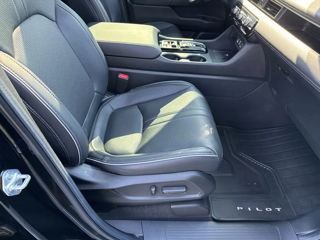 2025 Honda Pilot - $43,671