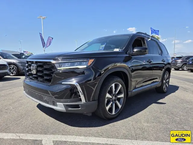 2025 Honda Pilot - $42,900
