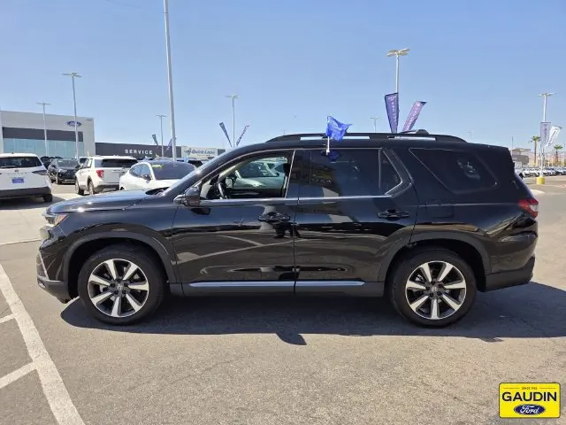 2025 Honda Pilot - $42,900