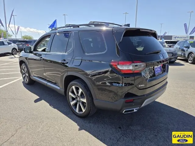 2025 Honda Pilot - $42,900