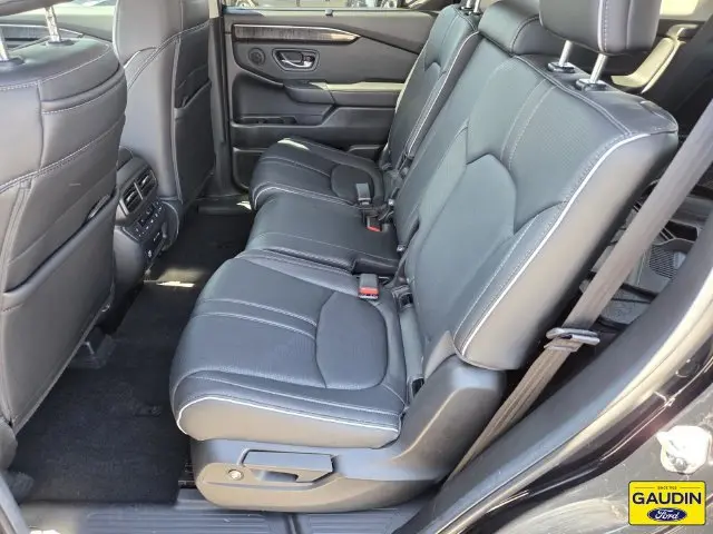 2025 Honda Pilot - $42,900