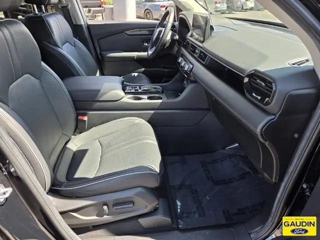 2025 Honda Pilot - $42,900