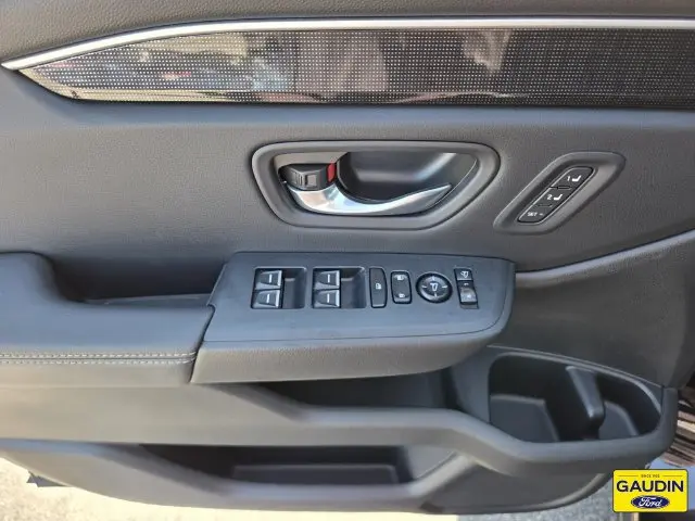 2025 Honda Pilot - $42,900