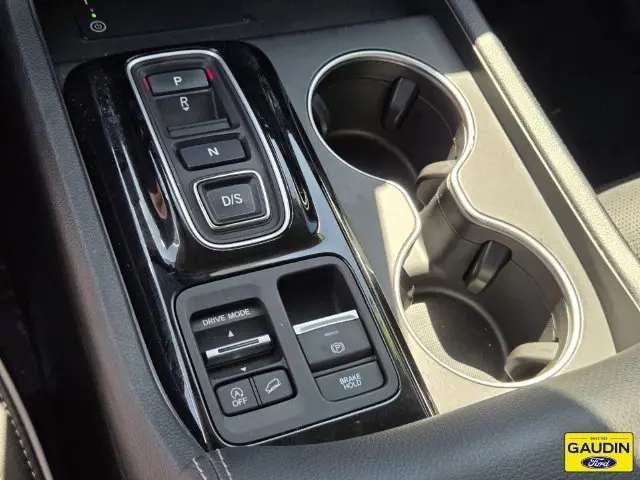 2025 Honda Pilot - $42,900