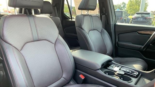 2025 Honda Pilot Black Edition