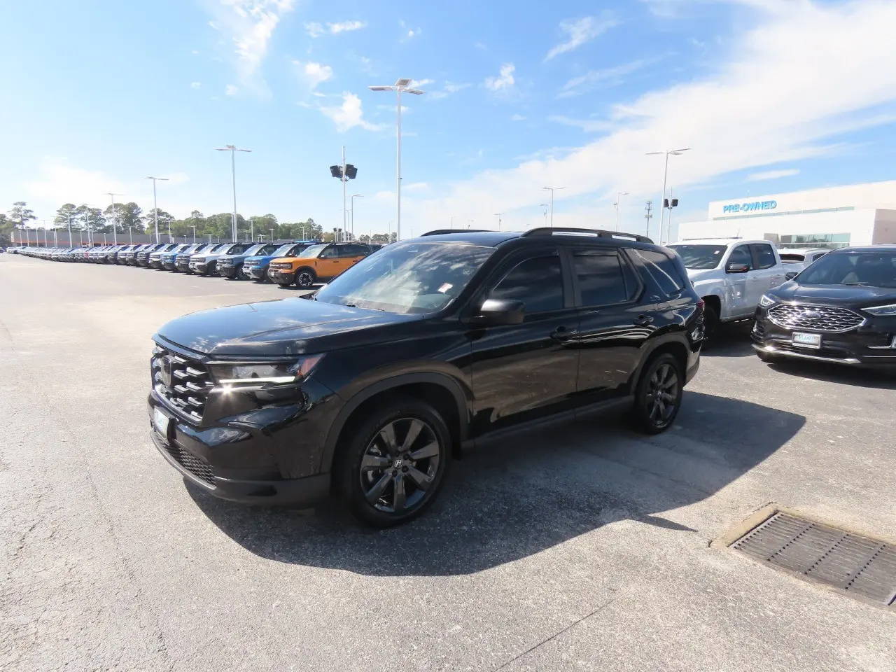 2023 Honda Pilot - $30,999