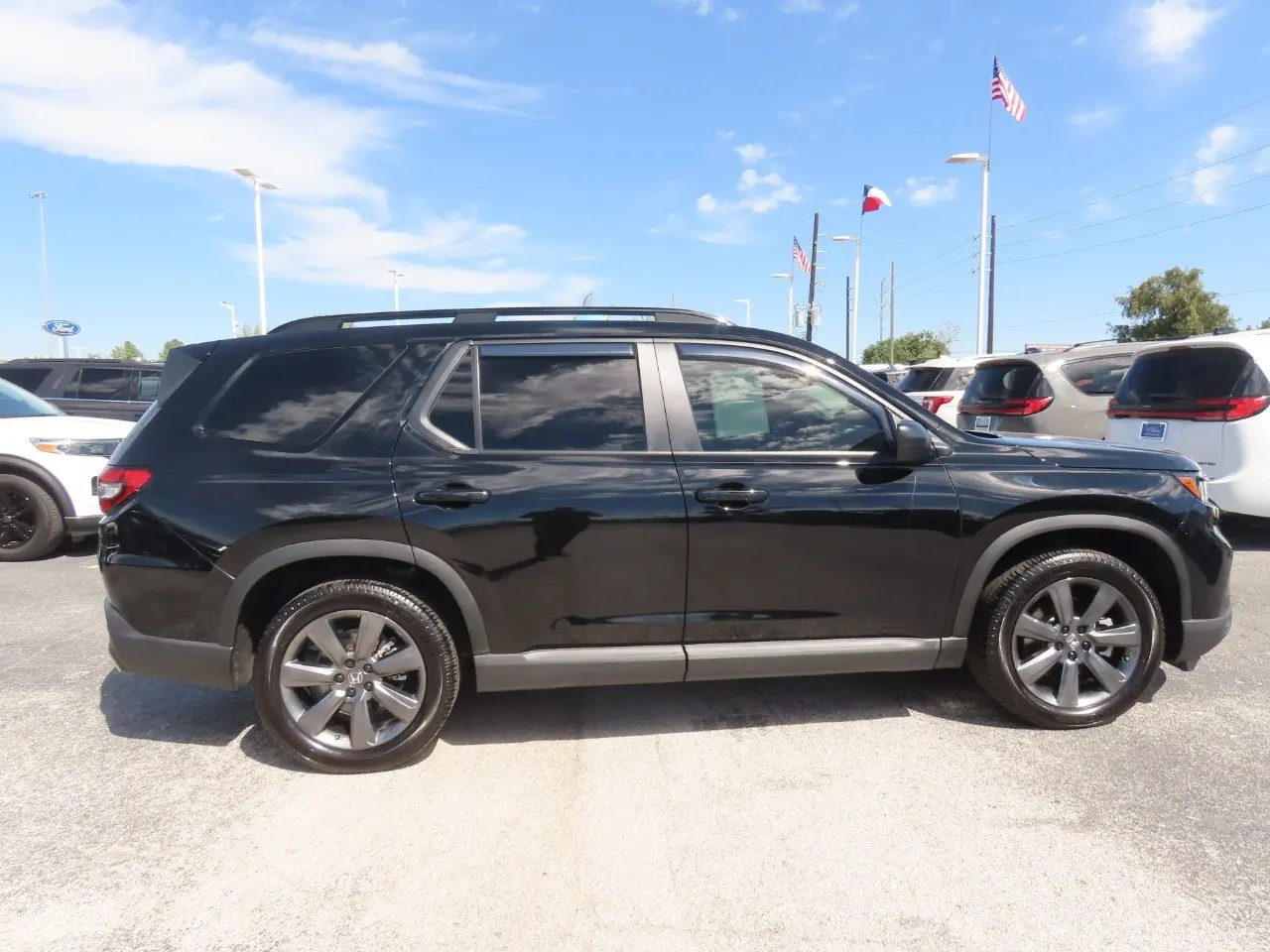 2023 Honda Pilot - $30,999