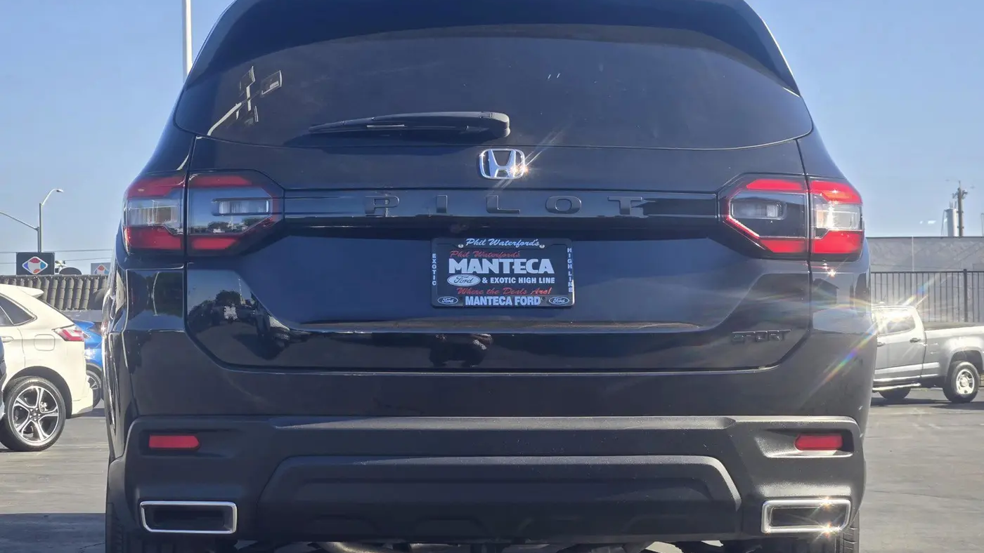 2025 Honda Pilot Sport