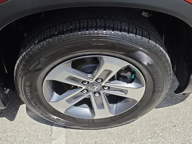 2025 Honda Pilot - $32,990