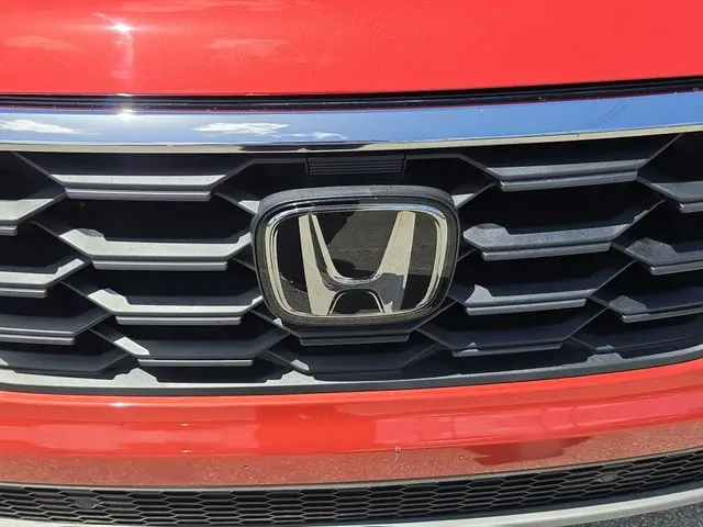 2025 Honda Pilot - $32,990