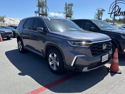 Photo of a 2024 Honda Pilot EX-L 4DR SUV for sale