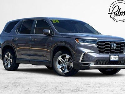 Photo of a 2024 Honda Pilot EX-L 4DR SUV for sale