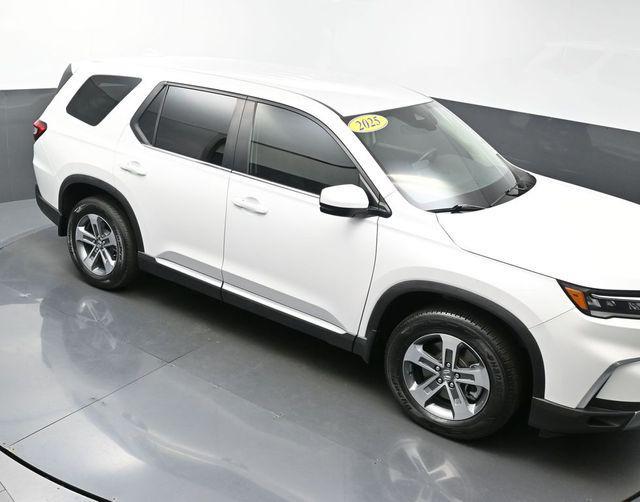 2025 Honda Pilot - $37,273